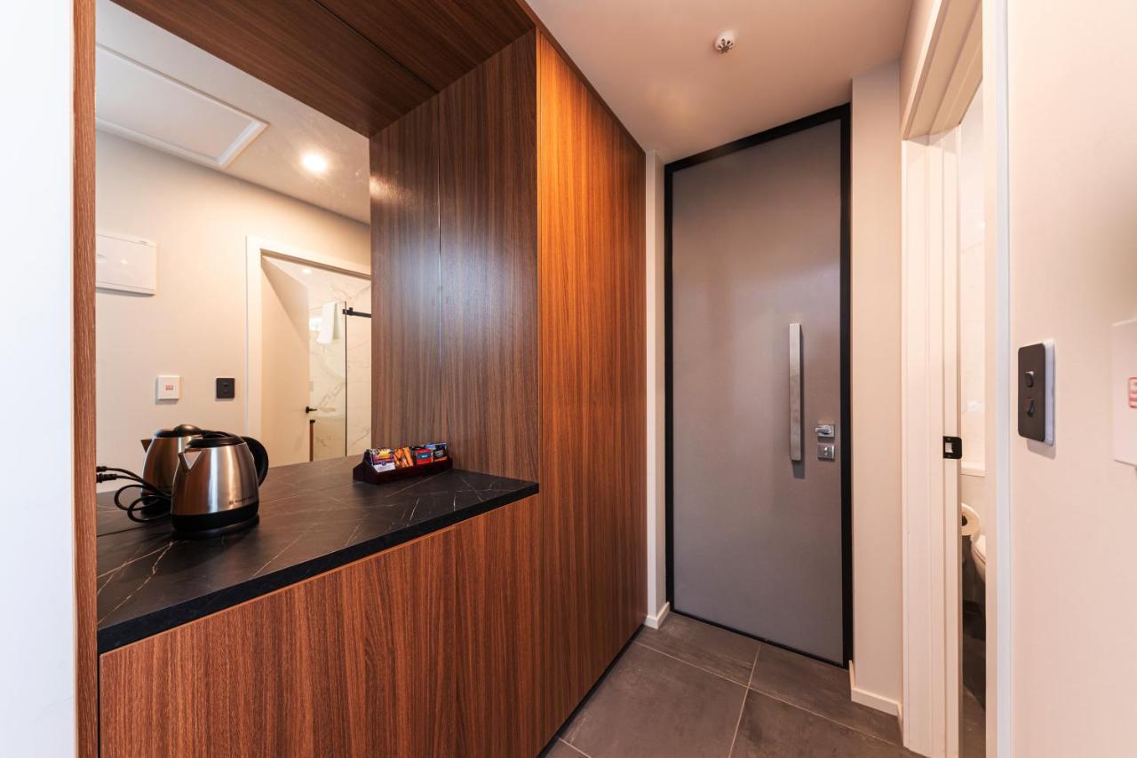 Galaxy Boutique Hotel Lake Tekapo Esterno foto A modern Japanese kitchen
